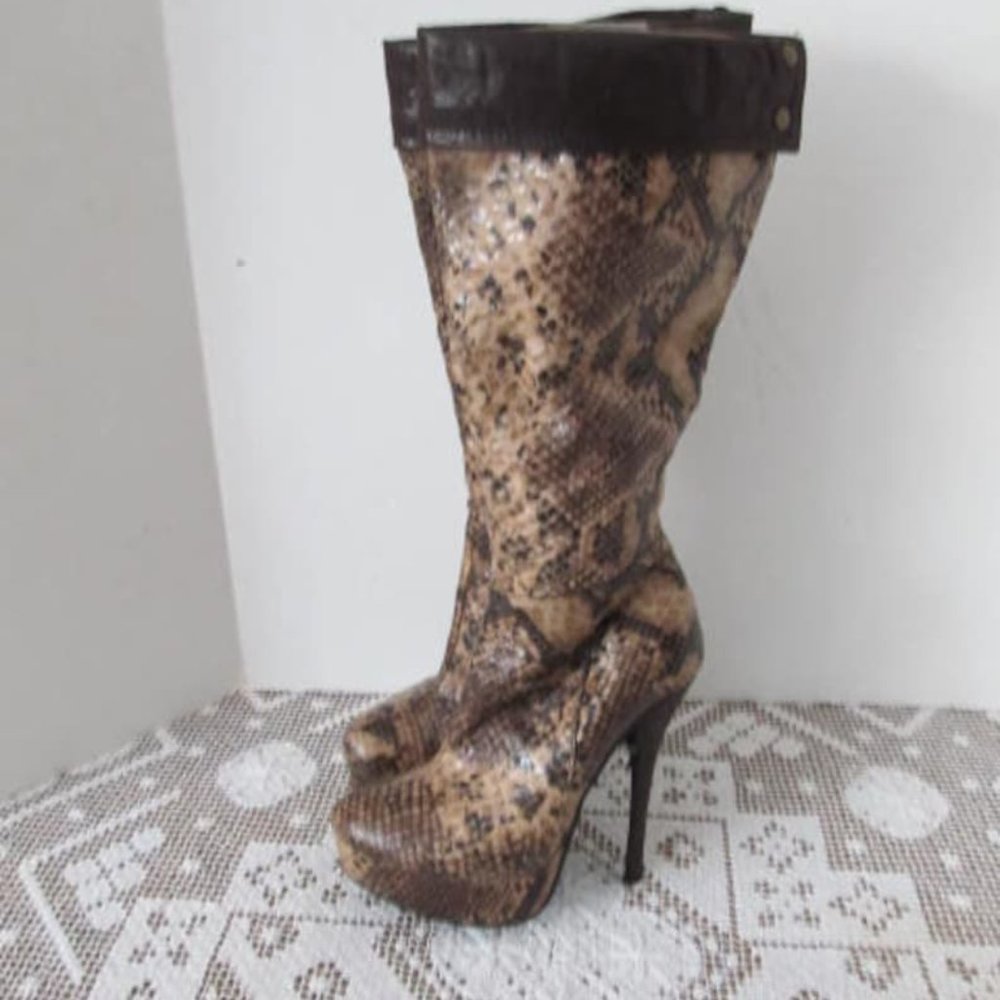 Spike Heel Boots Faux Snake Skin Boots Womens sz 7 Euro 38 Boots Brown Boots 6"